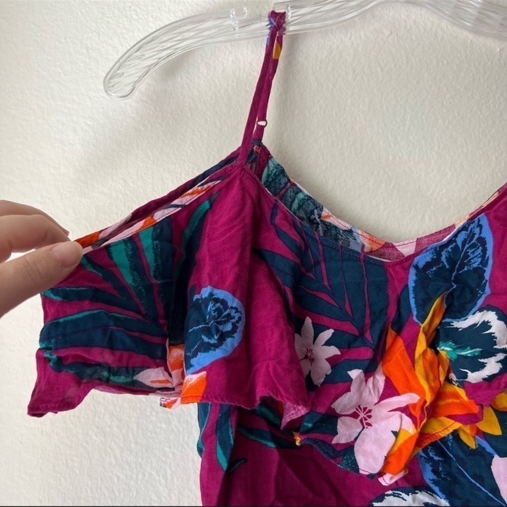 Old Navy Cold Shoulder Floral Top‎ Size: XS - Picture 3 of 6